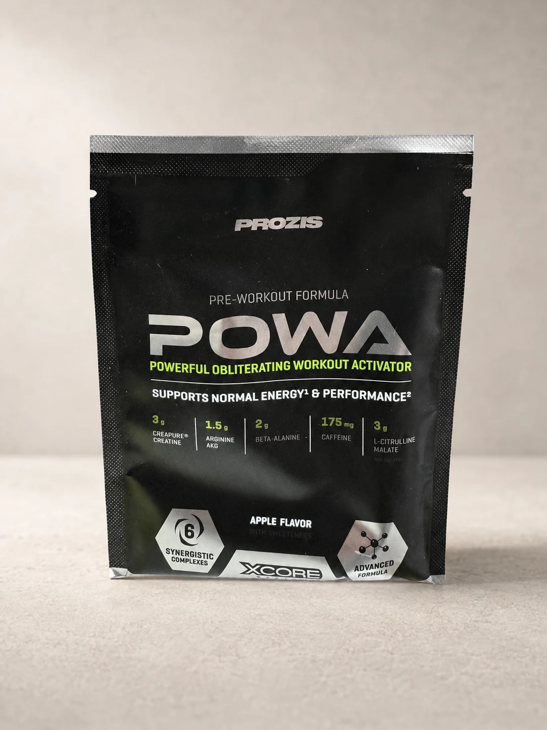 Sobre de POWA 3.0 de Prozis, sabor manzana, fotografiado para la comparativa
