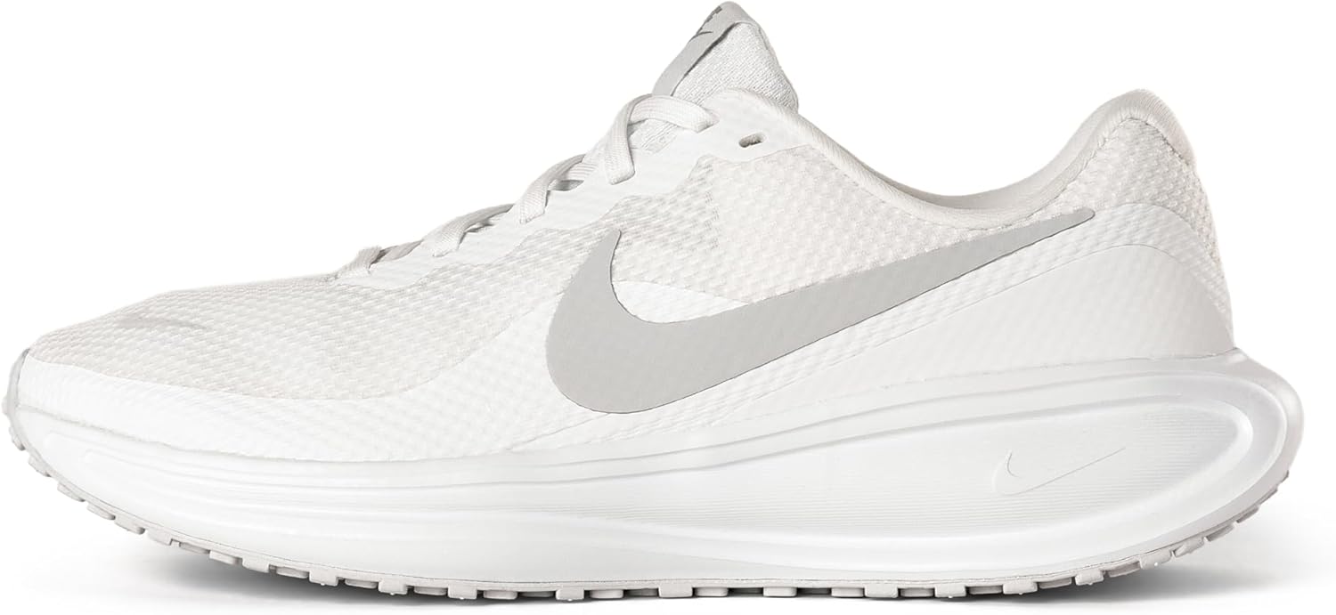 Nike Revolution 8