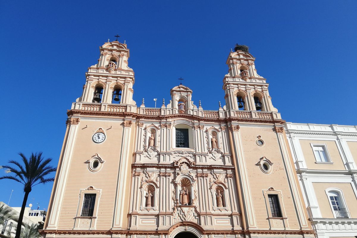 Catedral de la Merced de Huelva, en el centro de la ciudad por el que discurre la 21K