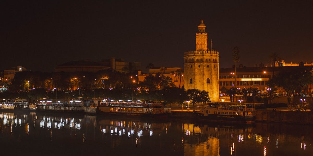 Nocturna del Guadalquivir Sevilla