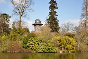 El Kiosque de l'Empereur, en el Bois de Boulogne (París)