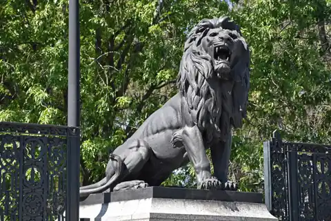 Puerta de los Leones, acceso al Bosque de Chapultepec