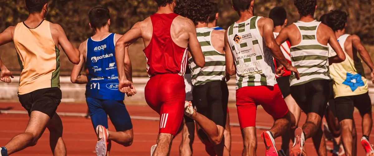 Las 10 Mejores Apps para Correr en Grupo en España 2026