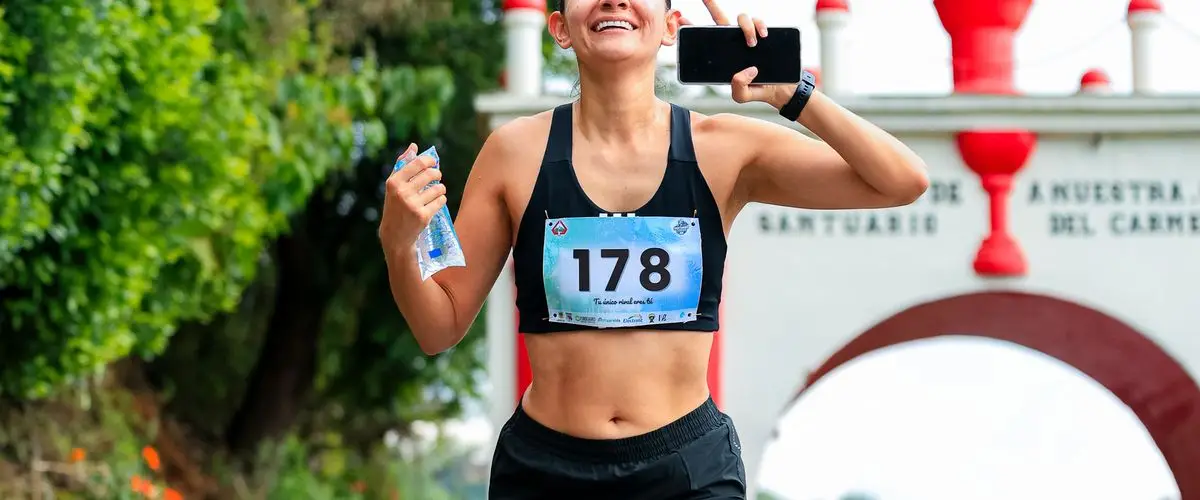 Cómo Preparar tu Primera Media Maratón 2026: Guía Completa