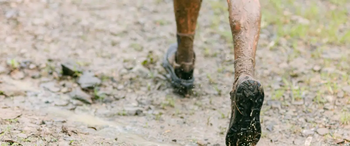 Trail Running vs Asfalto: Diferencias, Ventajas y Que Elegir