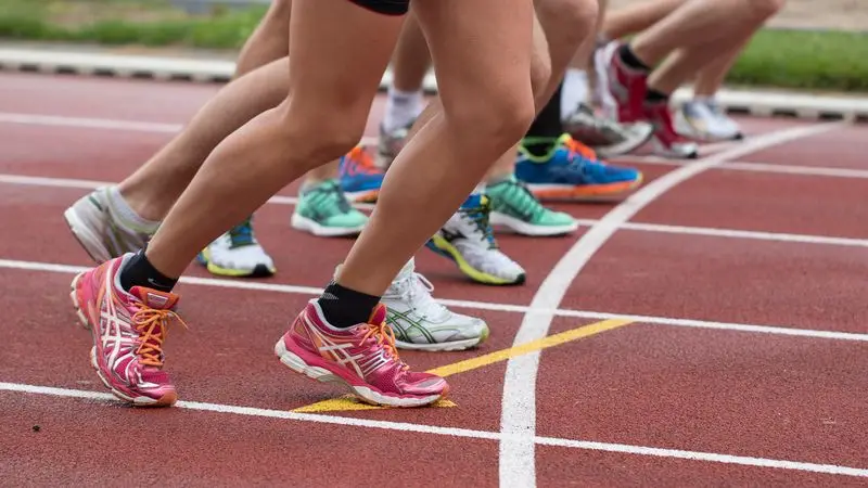 Runners participating in an organized popular race